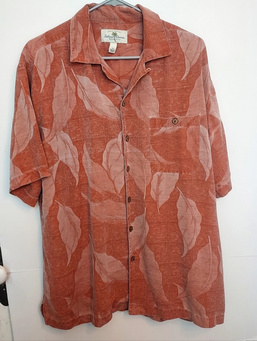 Island Shores Rust and Cream Island Shirt. Size Large Beach Dancing 100%Silk